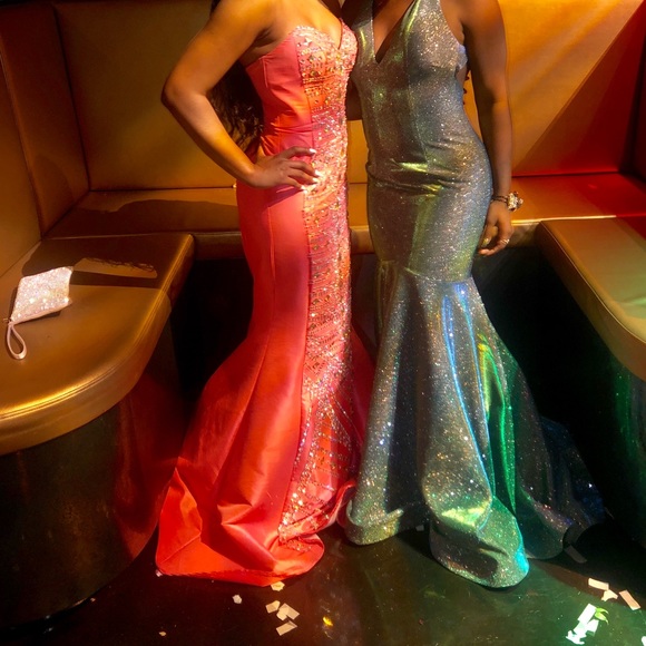 🌸🌺Coral Pink Prom Dress 🌺🌸🤩 - Picture 2 of 2